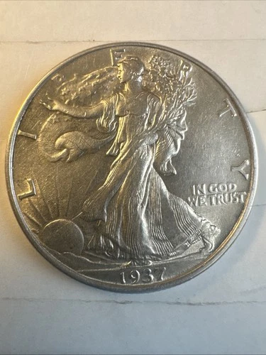 1937-P Walking Liberty Silver Half Dollar 50 Cents AU/BU Condition