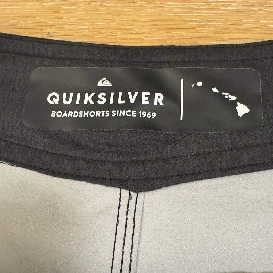 Quiksilver Highline Hawaii Boardshorts 28 Surf Swim Trunks Vintage Style - Изображение 3 из 4
