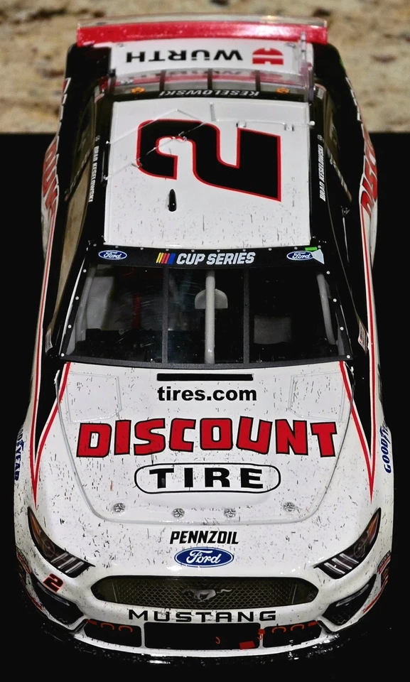 Neumático de descuento Brad Keselowski 2020 #2 Mustang Bristol Race Win 1:24 diecast ARC Foto 4 de 4