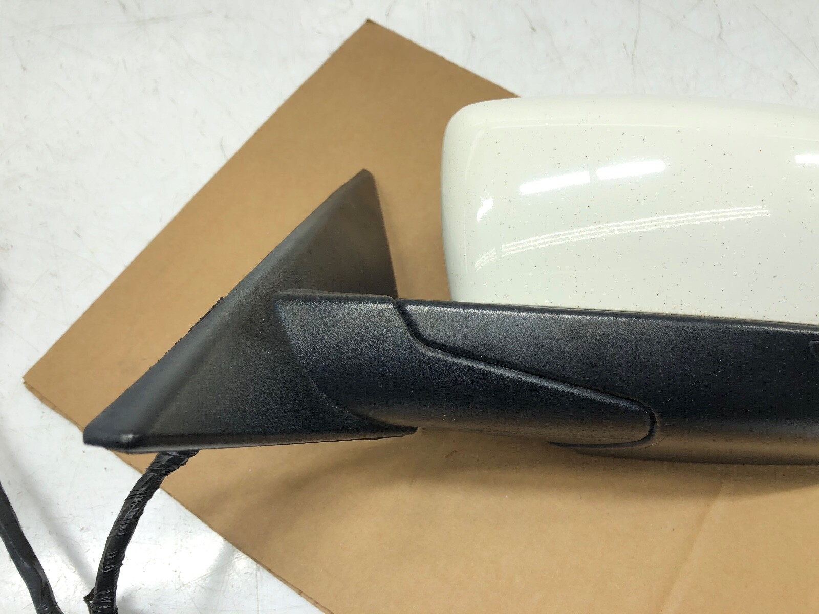 2014-2019 MASERATI GHIBLI LEFT DRIVER SIDE REAR VIEW MIRROR OEM.