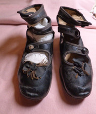 Antique Victorian Edwardian Black Childs Button Shoes 3 Strap silk Bows Gorgeous