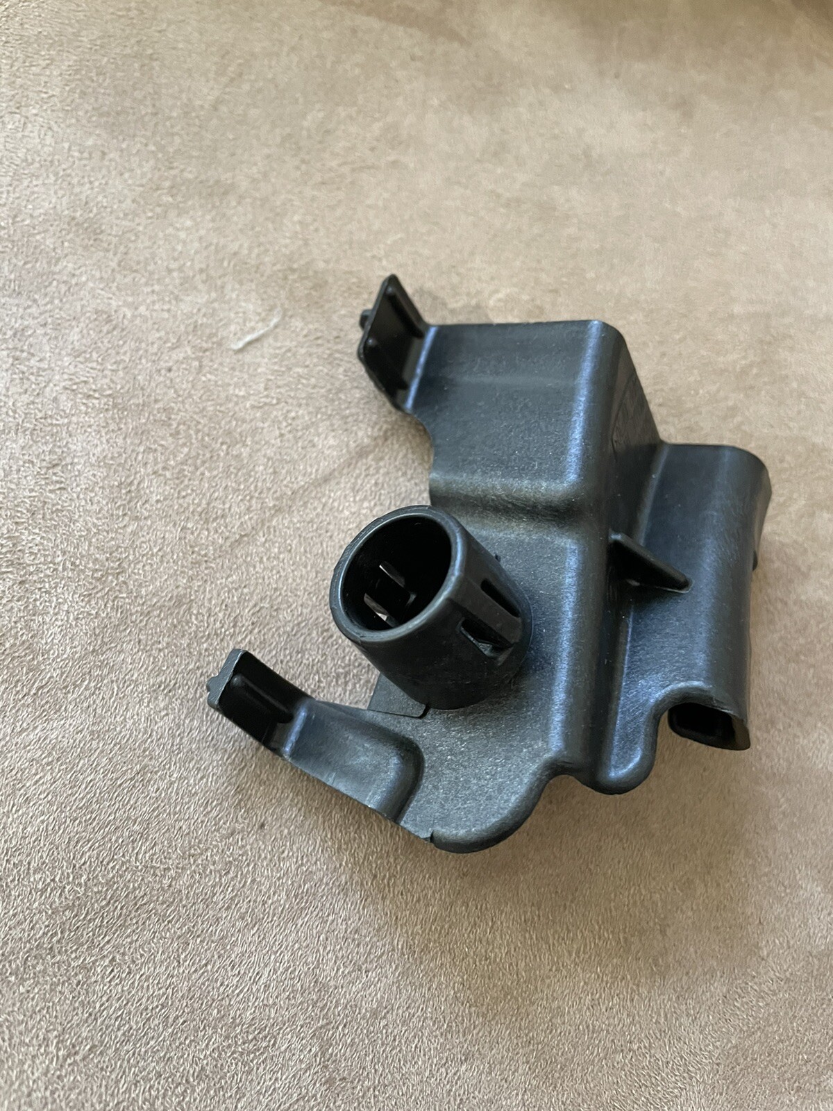BMW 3 series e92 e93 hose holder clamp OEM 6167 7174806 | eBay