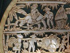 Large 9" Mother of Pearl Carved Island Scenes Gold Trim Hand Made Philippines — photo 4