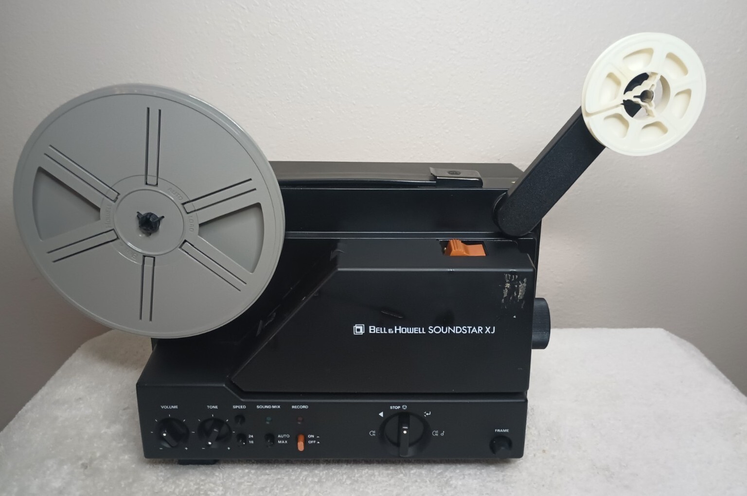 Bell & Howell Soundstar XJ Super 8mm Projector Vintage Rare Microphone