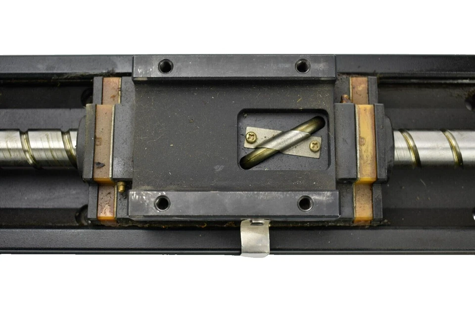 Actuador lineal de carrera NSK MCM10080H20K00 / MCM10 800 mm - ¡¡GENIAL!!! Foto 2 de 4