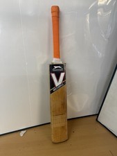 Slazenger V2020 LE Limited Edition Cricket Bat – Used