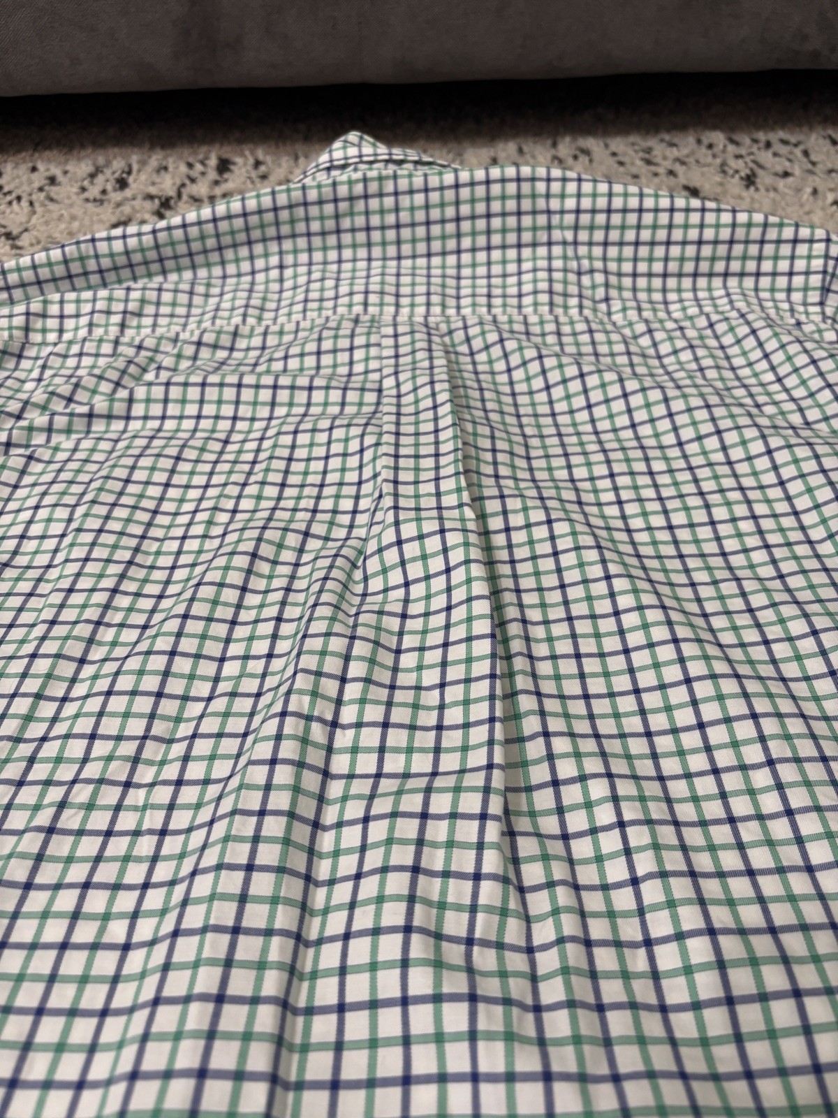 Peter Millar Solid Button Down Mens Size Medium - image 5