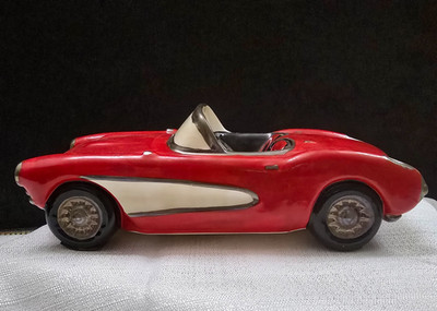 Enesco 1957 Red Corvette Music Box Love Me Tender- Hand Painted Cera (WBP013929)