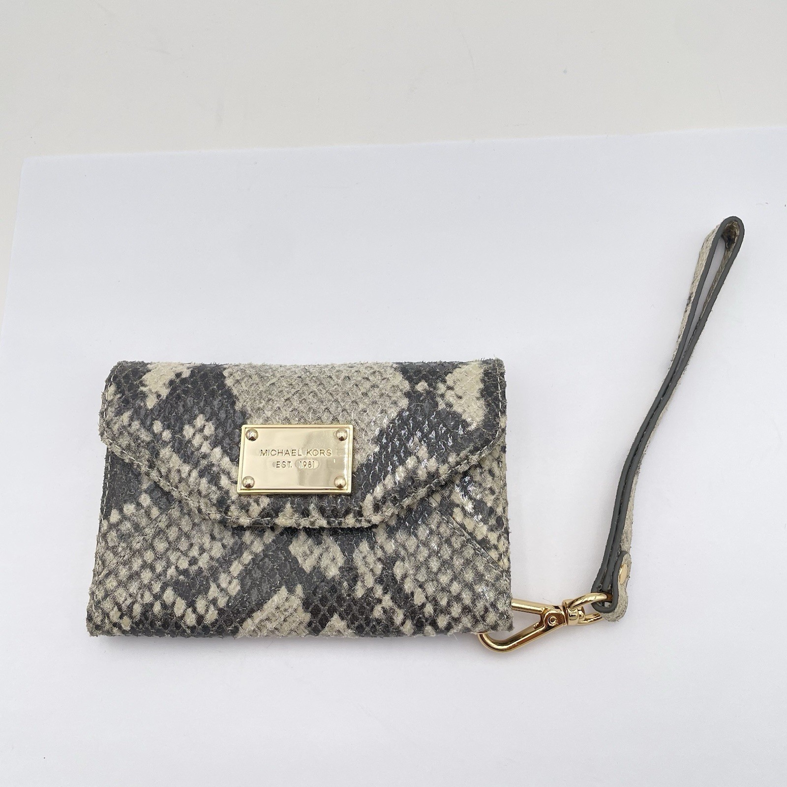 Michael Kors iPhone 4S Black Python Embossed Leat… - image 2