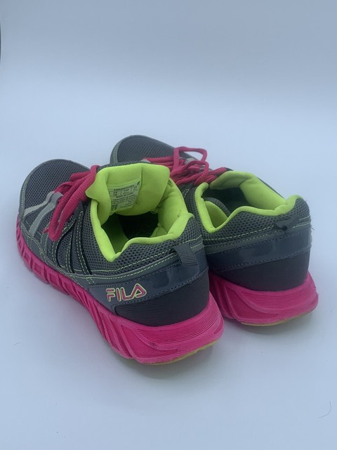 pink and green filas