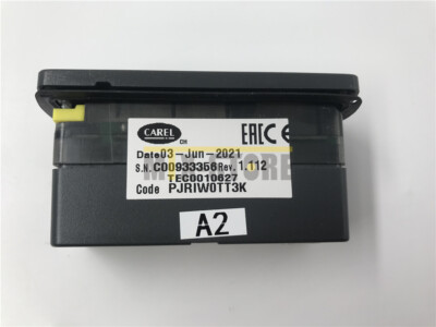 1pcs New CAREL Temperature Controller PJRIW0TT3K