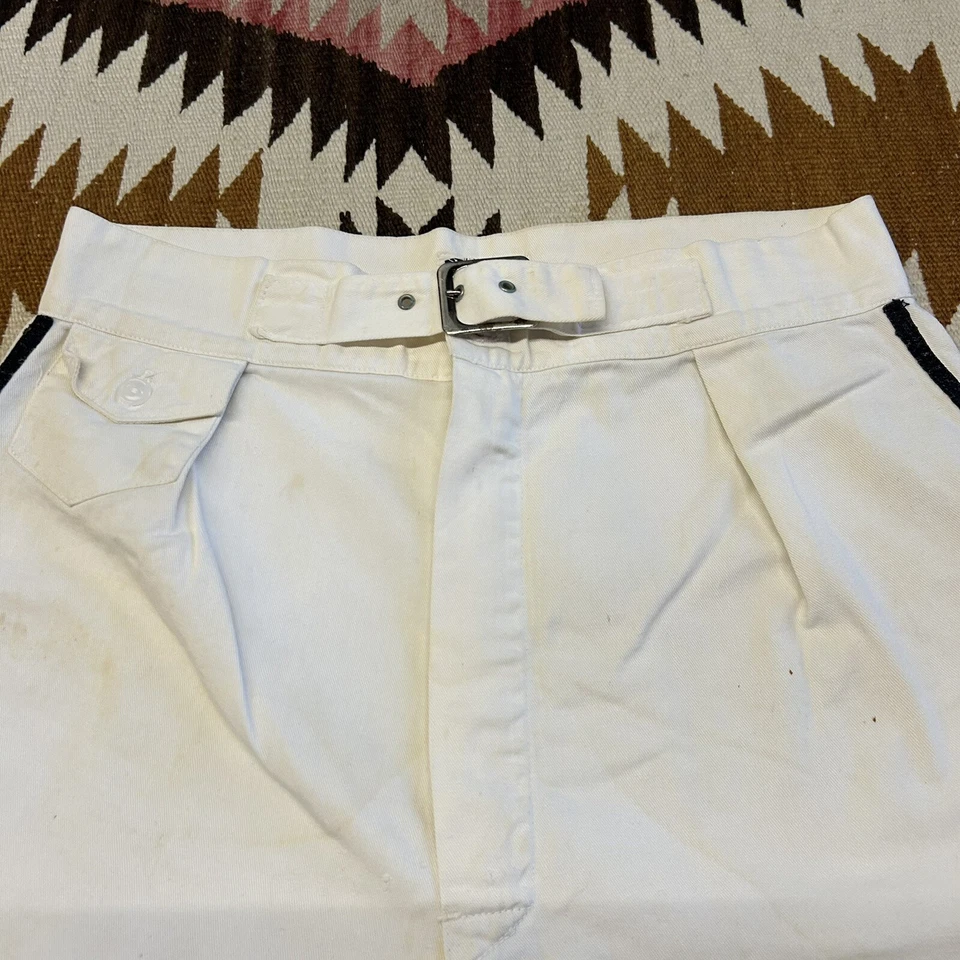 Pantalones Cortos Vintage Años 40 Champion Prendas de Punto Estilo Azul Marino Blanco Algodón con Cinturón - Talla 32 Foto 3 de 4