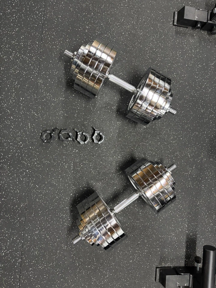 Juego de Mancuernas Titan Fitness Cromadas 200 Lb Par Ajustable, 100 Lb Cada una Foto 2 de 4