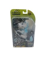 Untamed Dire Wolf by Fingerlings BLIZZARD White and Blue By WowWee
