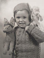 Foto - Hübscher Junge mit Steiff Esel und Steiff Affe , 180326-9