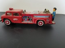 VINTAGE STI LITHOGRAPH FIRE TRUCK MF 718 FRICTION TINPLATE NO LADDER 1960  s