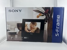 Sony DPF-D72N 7-Inch LCD Digital WVGA 16:10 Photo Frame Black Open Box