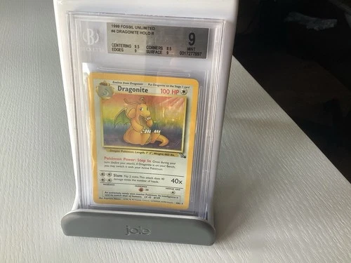 Pokémon TCG Dragonite Holo Rare Unlimited Fossil Damaged Card 4/62 BGS 9
