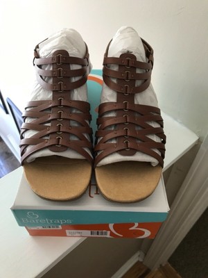 baretraps kirstey flat sandals