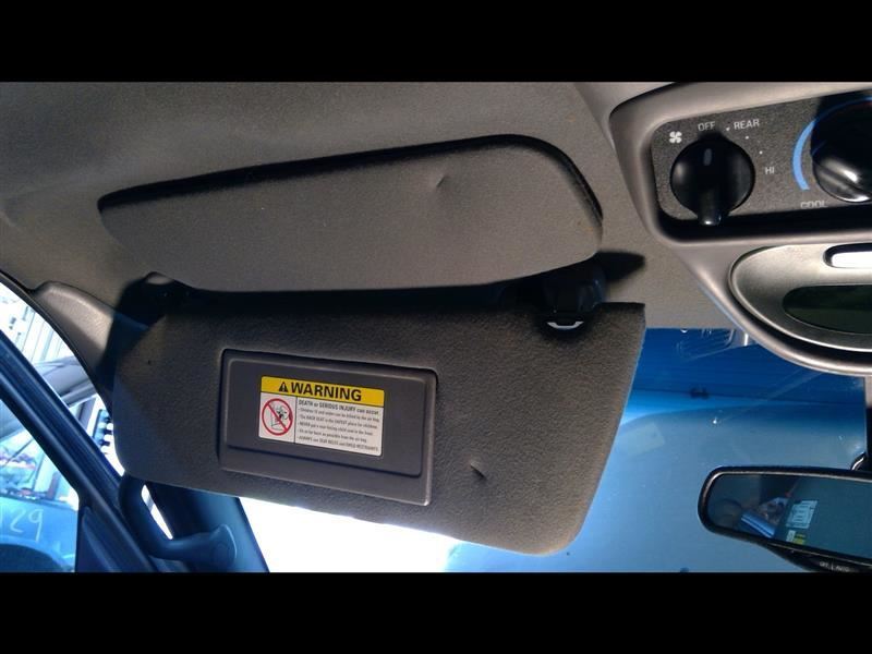 Driver Left Sun Visor With Illumination Fits 00-02