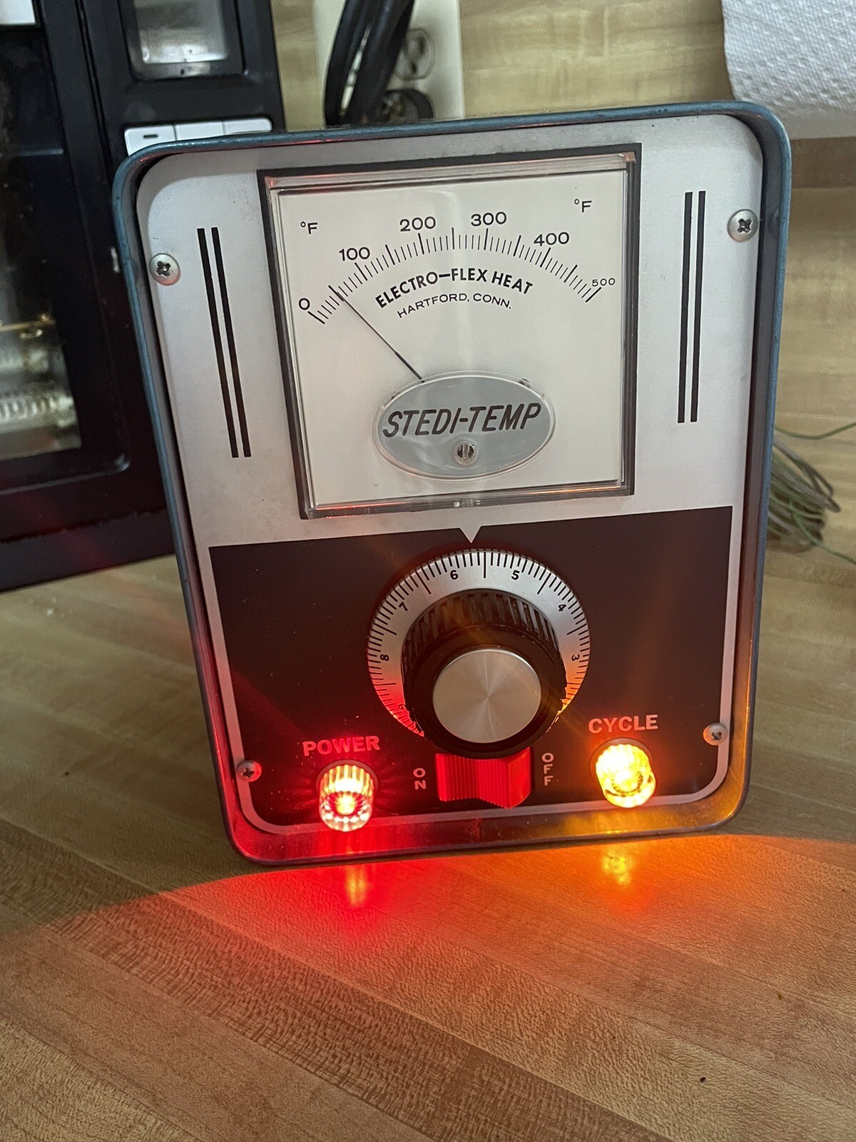 Stedi-Temp Electro-Flex Heat Control