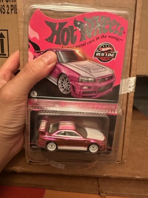 2023 Hot Wheels RLC Exclusive Pink Editions Nissan Skyline GT-R