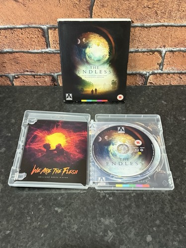 Endless Resolution Blu-ray Arrow Video Booklet Slipcase Moorhead Benson - Imagen 3 de 3