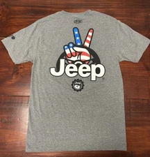 Jeep American Flag Peace Sign Port & Co. Gray T-Shirt Looks like size Small