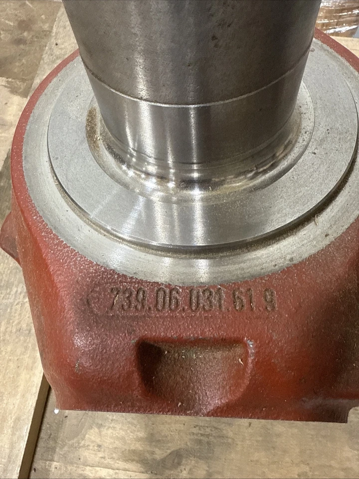 Cat TH63, TH82, TH83 Steering Case Housing PN 146-7687 - Image 2 of 4