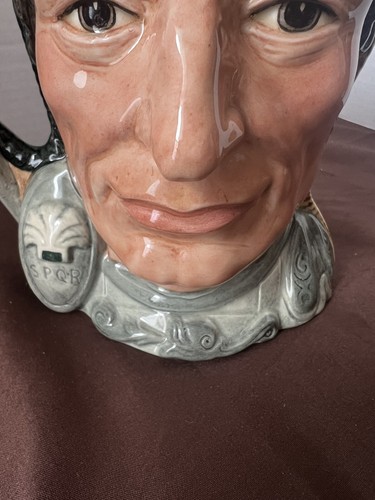 ROYAL DOULTON THE STAR-CROSSED LOVERS COLLECTION ANTONY & CLEOPATRA 3039 - Picture 3 of 18