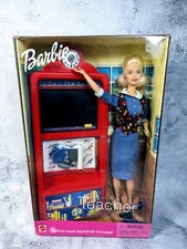 Teacher Barbie Doll 2000 With Chalkboard And School Room Backdrop Mattel NRFB