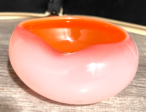 Vtg Seguso Murano Glass 2 tone Pink Cased Orangish Center 4” bowl Murano Italy - Picture 2 of 7