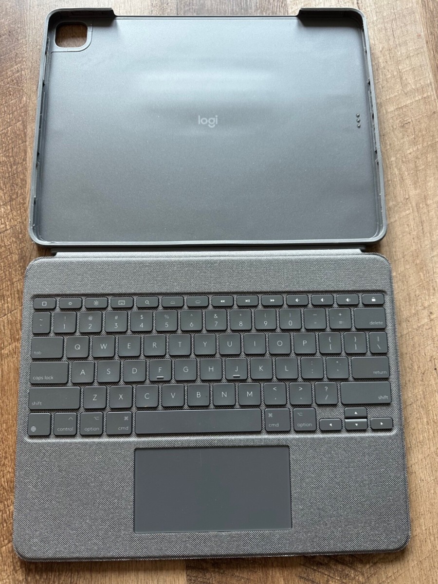 Apple iPad Pro 3rd Gen. 512GB, Wi-Fi, 12.9 in - Keyboard & Pencil