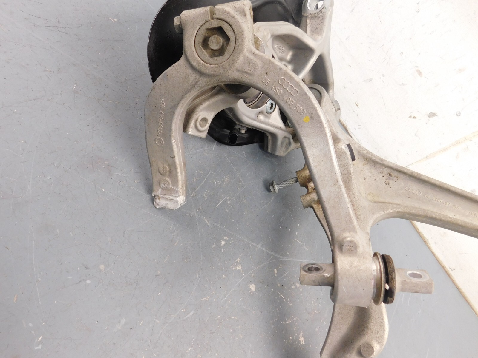 2018 17 18 19 20 Audi R8 V10 Plus Left Front Hub Knuckle Control Arm #2429 Y1