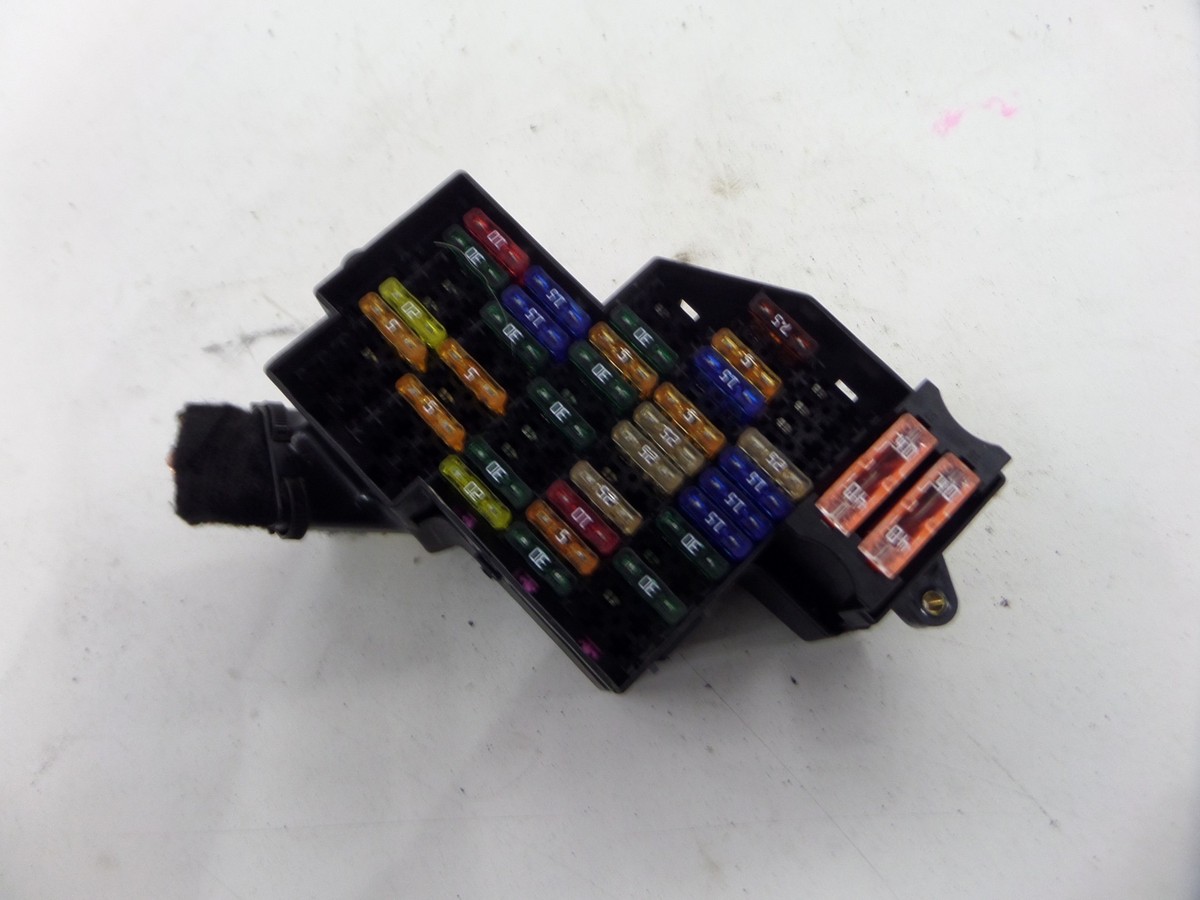 vw touareg cigarette lighter fuse location VW Touareg TDI Fuse Box 7P 11-17 OEM 7P0 941 828 A