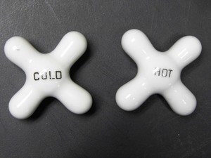 Vintage Set Of Hot And Cold Porcelain Faucet Knobs Nos Ebay