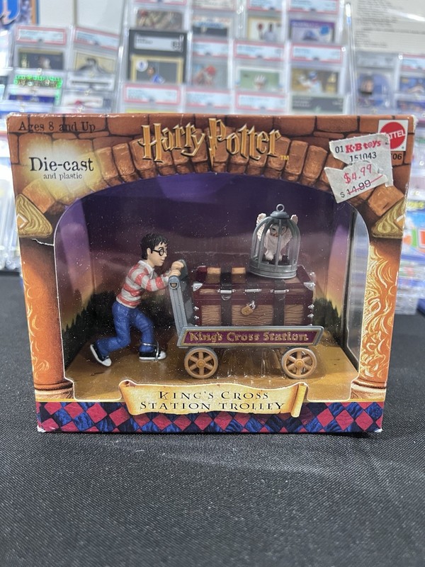 Harry Potter Mattel Die-Cast & Plastic- KING'S CROSS STATION TROLLEY - BRAND NEW