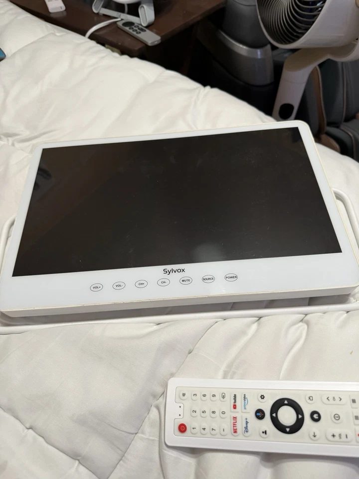 Sylvox 15.6 pulgadas TV Portátil 10000 mAh Inteligente Google TV 12V DC 1080P Impermeable Foto 4 de 4