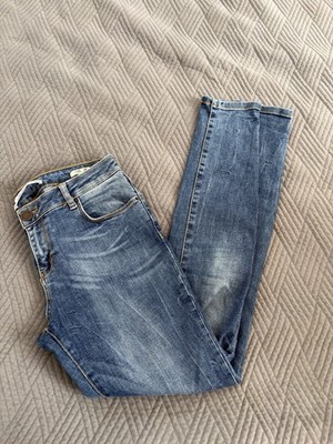 Hellblaue Skinny Midwaist Basic Jeans Slim Fit Leara Woman Denim