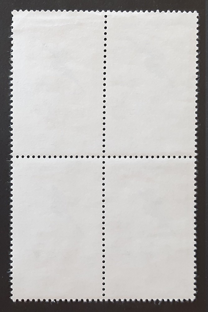 Foto 2 di 2