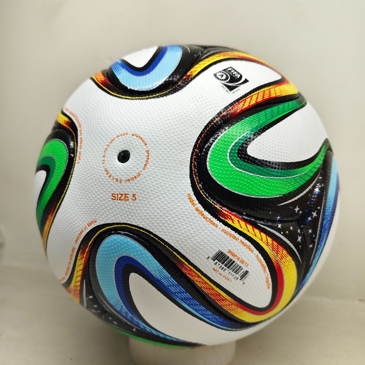 Brazuca Adidas - Official Match Ball - FIFA World Cup 2014 - Size