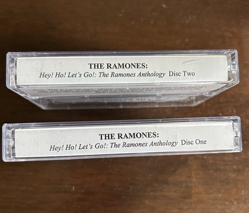 The Ramones - Hey Ho Let's Go: Anthology RARE promo advanced Cassette - Picture 4 of 4