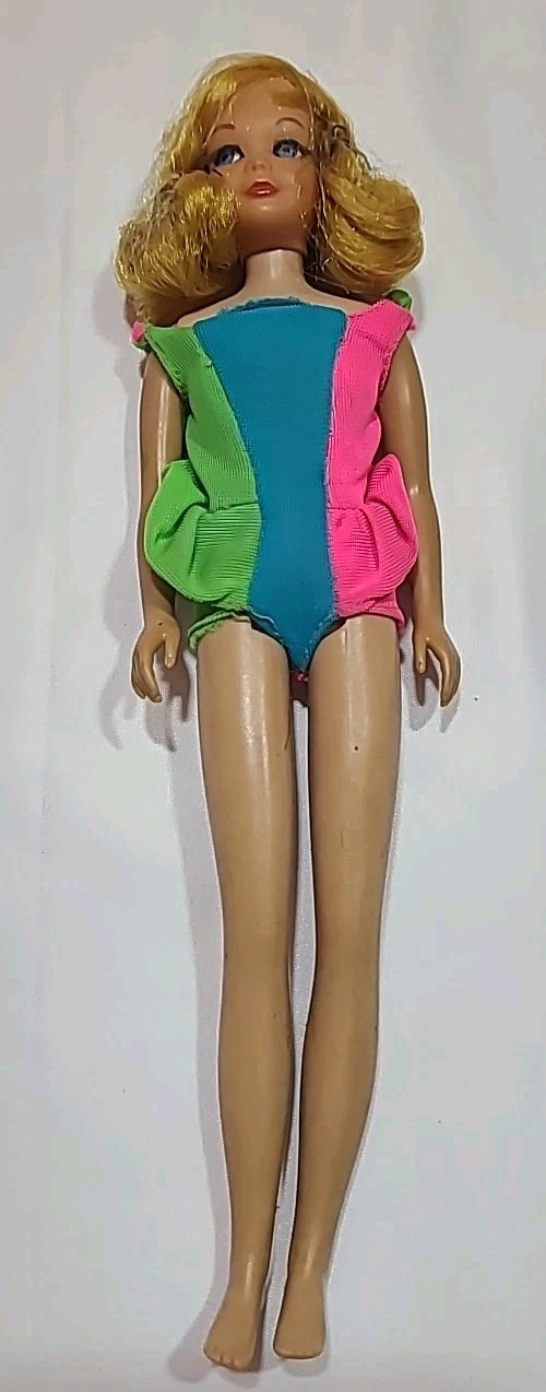 1969 Vint Barbie DRAMATIC LIVING SKIPPER DOLL w Swimsuit