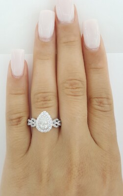 Neil Lane Pear Diamond Halo Crossover Engagement Ring ct 14k Retail