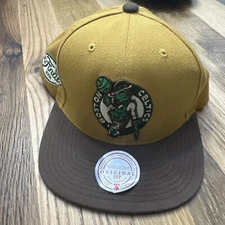 Boston Celtics Mitchell & Ness Snap Back Baseball Hat