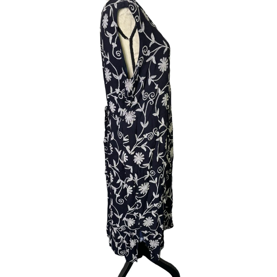 Cactus Flower Dress Womens XL Navy Blue White Floral Tie Back Vintage USA - Image 3 of 4