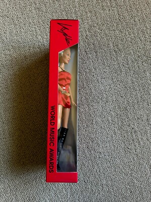 Kylie Minogue 2003 World Music Awards Poseable Doll Figure Jakks