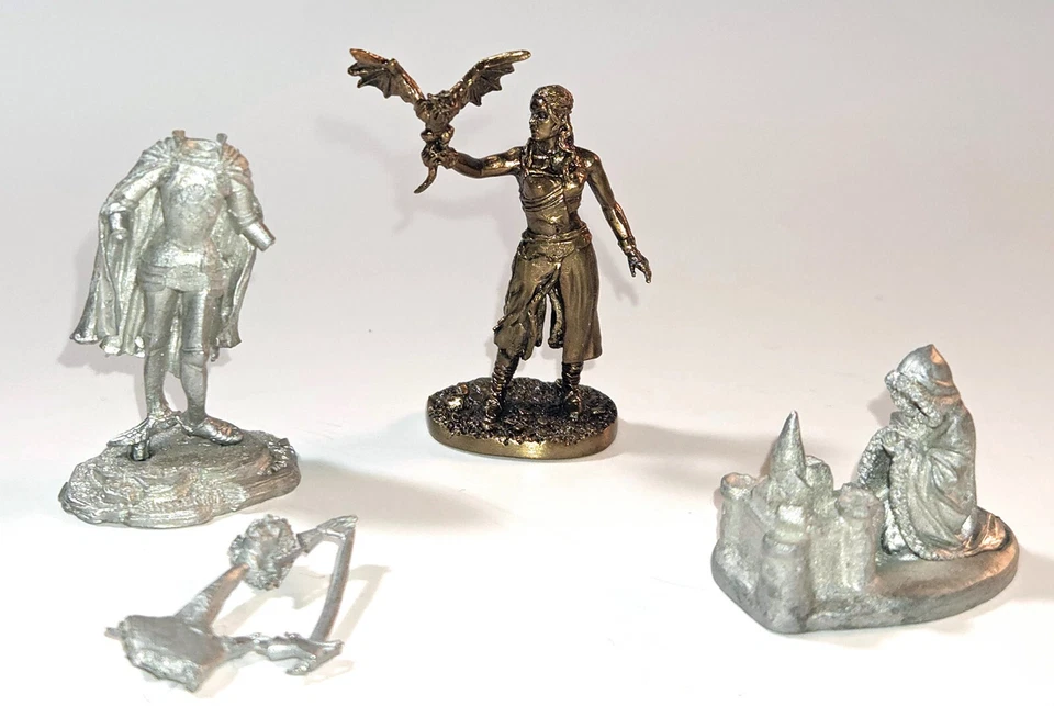 GoT Daenerys Targaryen Bronzed Jaime Lannister Sansa Stark Pewter Dark Sword Lot - Image 2 of 4