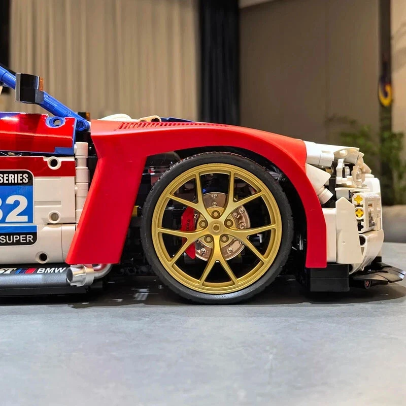 BMW M4 1:8 Building Blocks Racing Car Model Education Toy birthday Gift 4556 pcs - Image 4 of 4