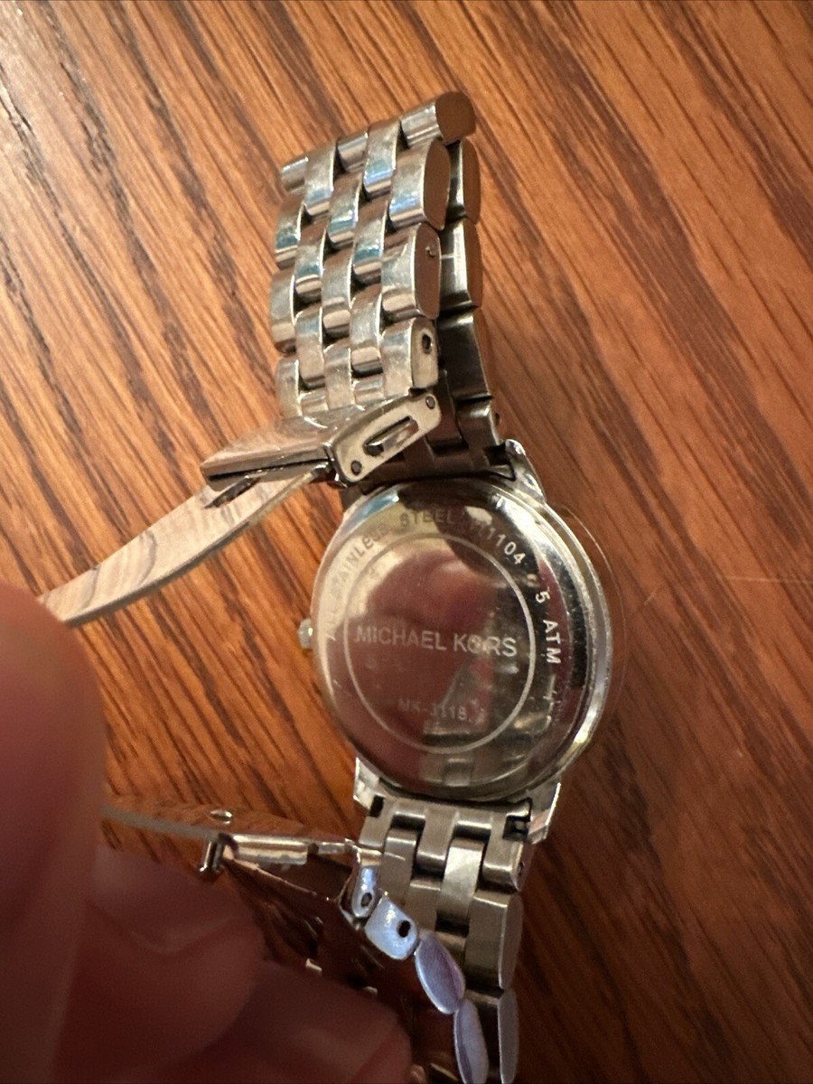MICHAEL KORS MK-3118 MOP Dial Stainless Steel Quartz Women display picture 2